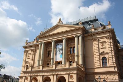 Германия. Шверин. Мекленбургский государственный театр Шверина. Grosses Haus.